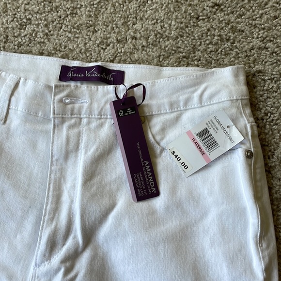 Gloria Vanderbilt Amanda jeans NWT - size 10 - Picture 2 of 13